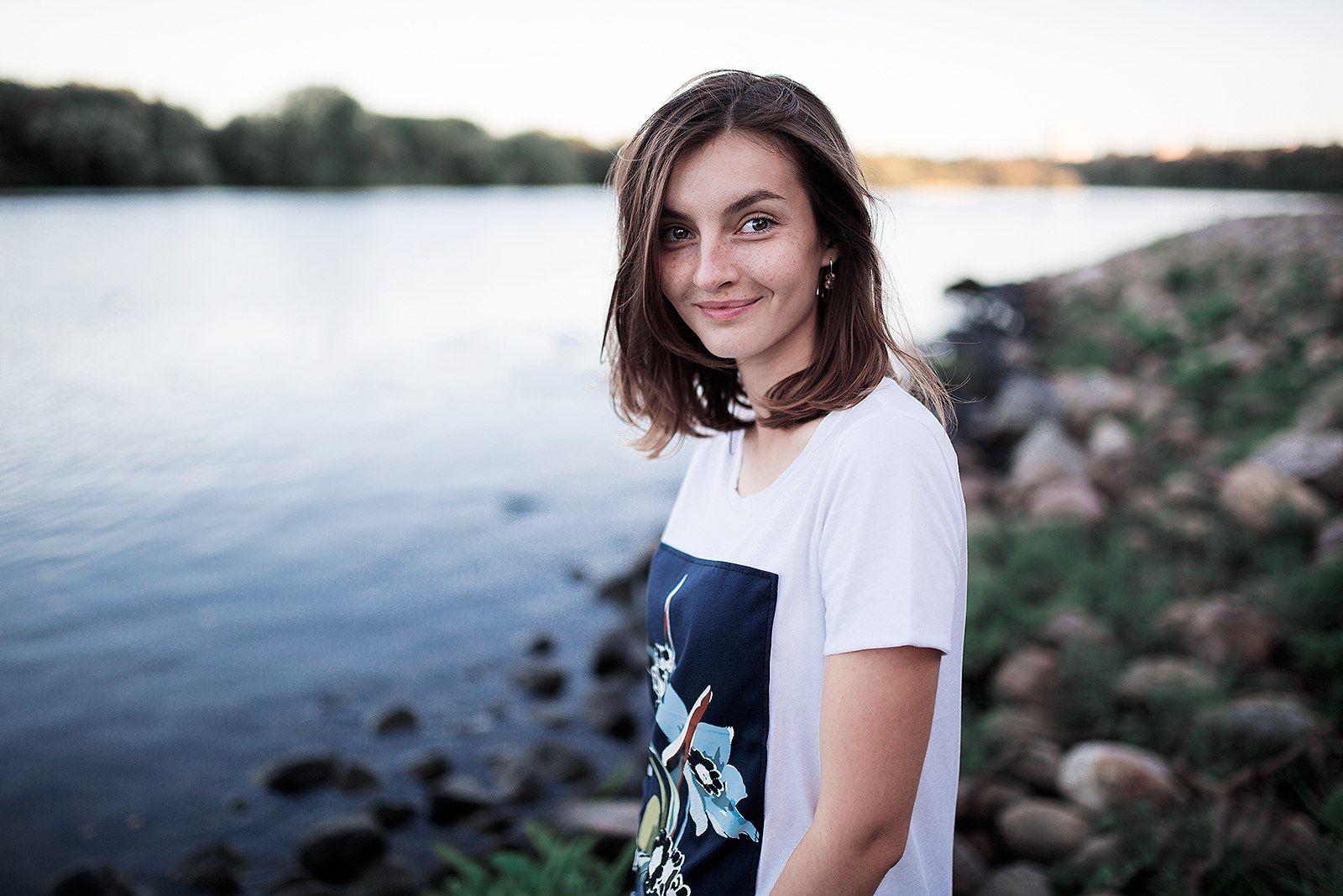 Personal photoshoot for a girl near a river