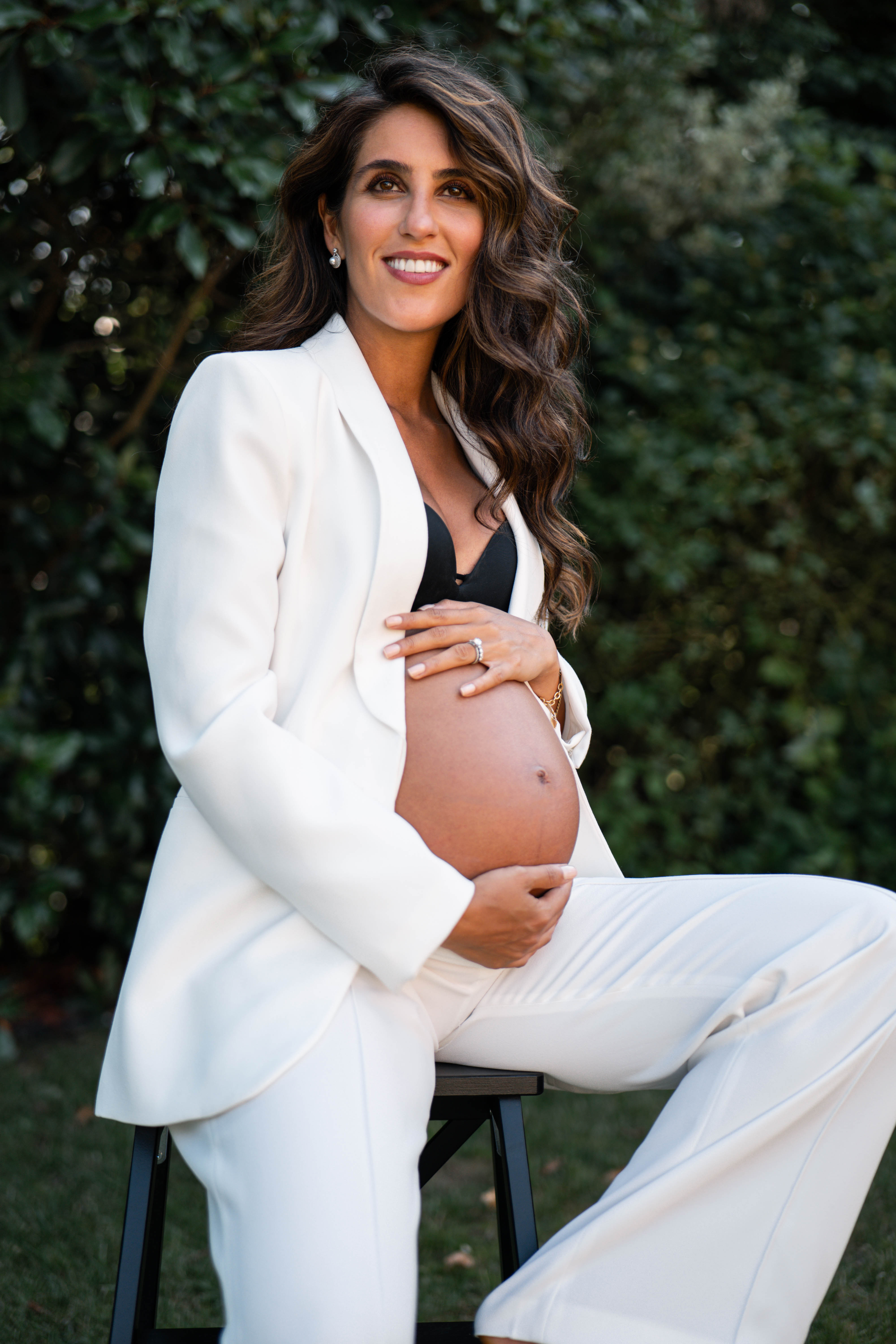 Pregnancy photoshoot style editorial